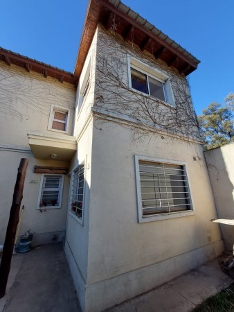 Venta de casa en Barrio Galotto