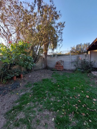 Venta de casa en Barrio Galotto