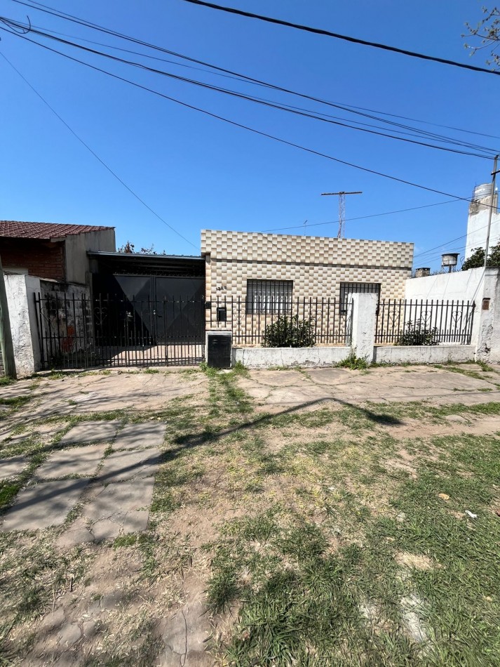 VENTA DE CASA - VILLA CONSTITUCION